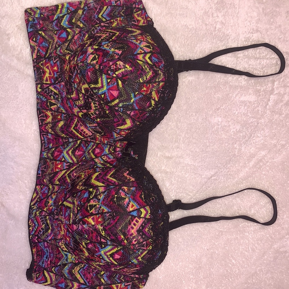 36B black fuchsia bra